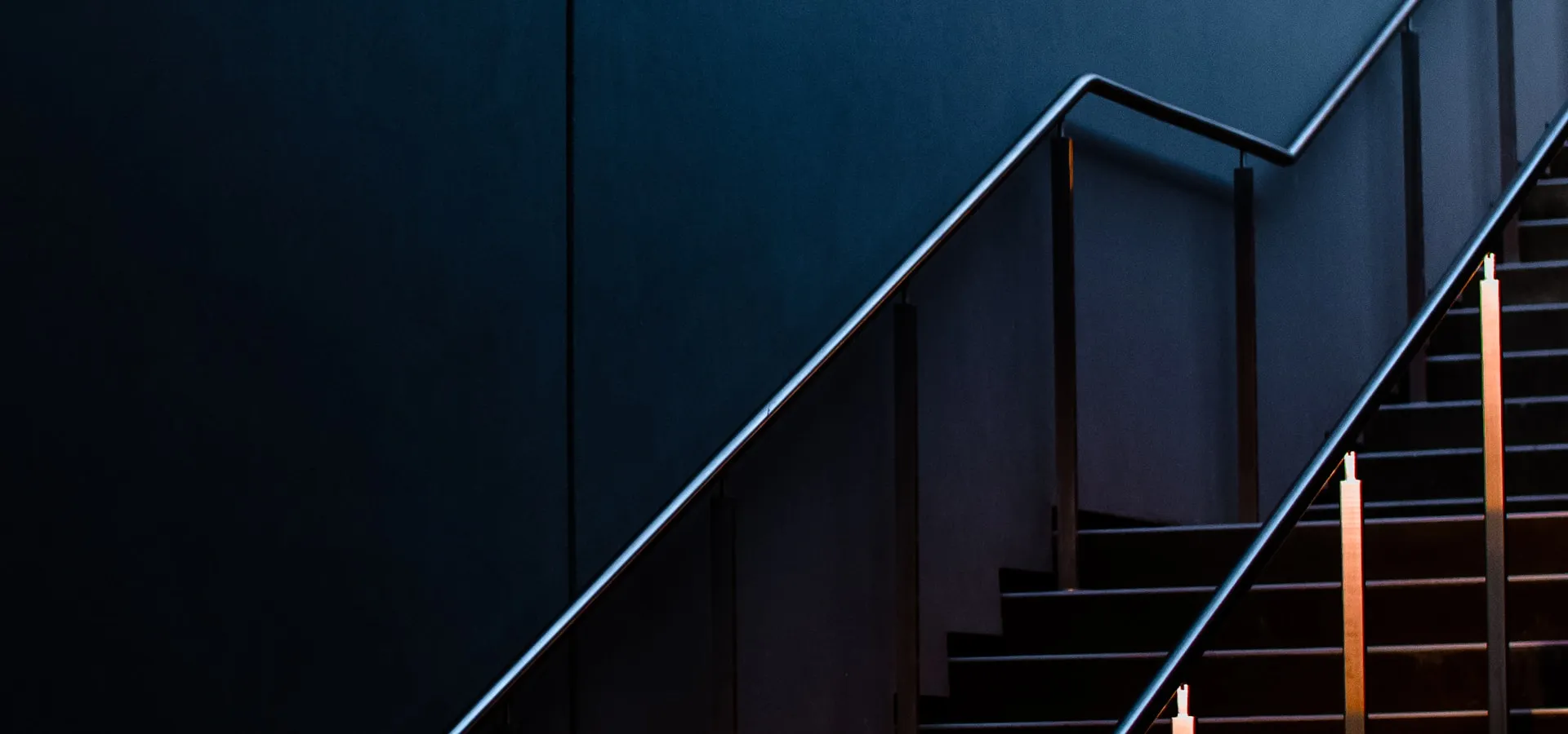 Escalier métallique avec garde-corps inox — construction métallique à Genève